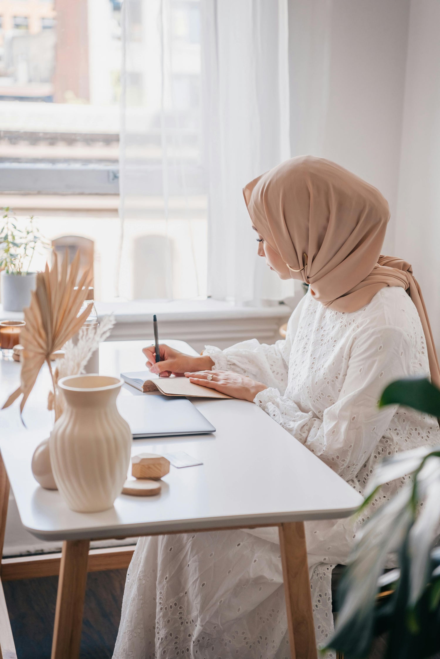 Explore the modest daily wears and graceful outfits.